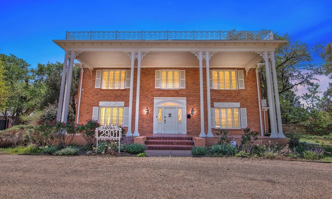 Lubbock House | Historic Governor’s Mansion across from Texas Tech