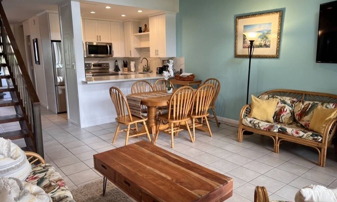Kahuku House | Ho'omaika'i ~ Give Thanks