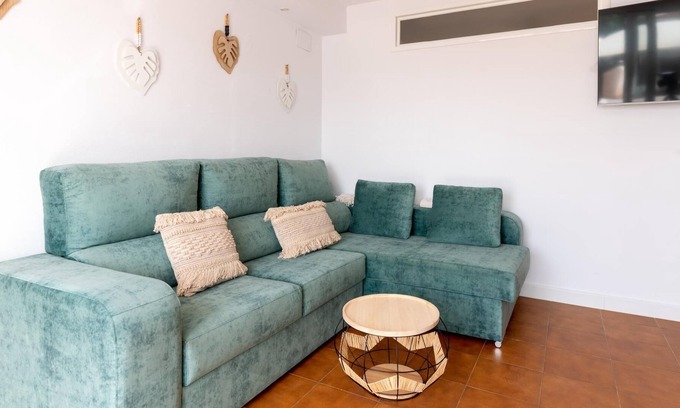 Sector M - Malvasia Apartment | Holi-Rent Meraky Principal