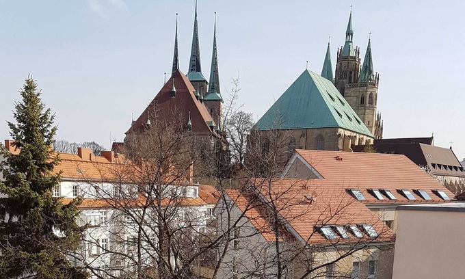 Erfurt Apartment | Holiday Apartment Am Dom in Erfurt with Wi-Fi