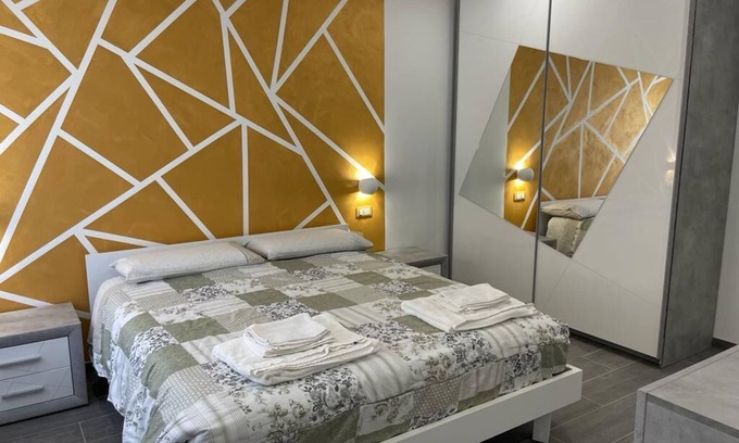 Ravenna Apartment | Holiday Apartment "Il Paradiso Holiday" with Private Terrace, A/C & Wi-Fi