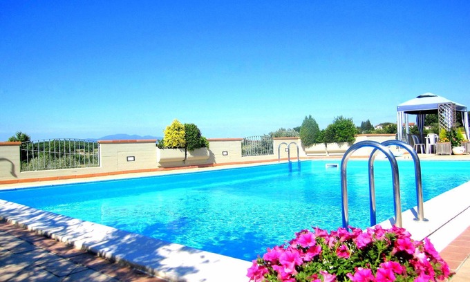 Poggio Alla Cavalla Other | Holiday apartment Lamporecchio for 1 - 5 persons with 1 bedroom - Farmhouse