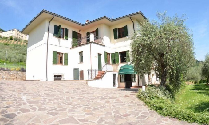 Vicopelago Apartment | Holiday apartment Lucca (Stadt) for 1 - 8 persons with 3 bedrooms - Holiday apartment