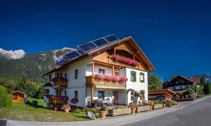 Leutasch House | Holiday apartment Leutasch for 1 - 4 persons with 2 bedrooms - Holiday house