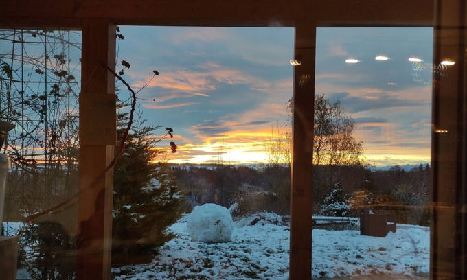 Ronsberg Apartment | Holiday Apartment "Secret Paradise" with Mountain View, Private Terrace & Wi-Fi
