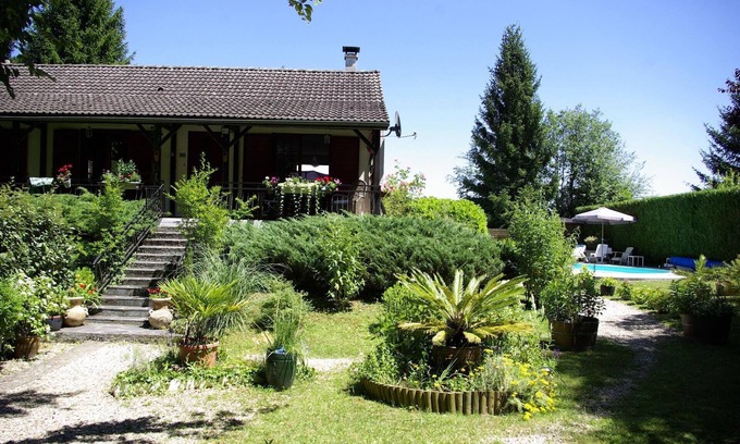 Thury House | Holiday house Thury for 1 - 6 persons with 3 bedrooms - Holiday house