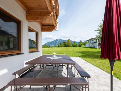 Hopfgarten im Brixental House | Holiday Home Brixen Valley Ski Bus Access