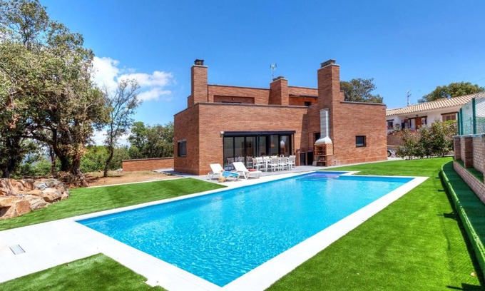 Calonge House | Holiday Home Avets by Interhome