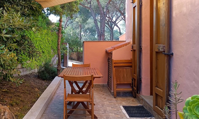 Sas Linnas Siccas House | Holiday Home 'Cala liberotto Orosei mare a 100 mt' with Private Terrace, Private Garden and Wi-Fi