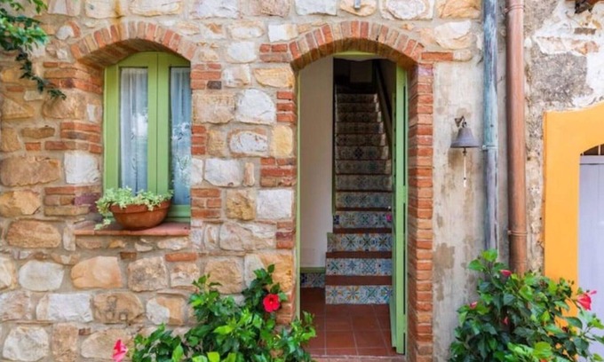 Sant'Ambrogio House | Holiday Home 'Case Saponara' with Sea View, Terrace & Wi-Fi