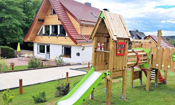 Hohegeiß House | Holiday home for 12 guests with 180m² in Braunlage (117542)