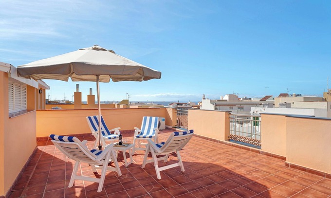 Playa San Juan Apartment | Holiday Home "Isla Bonita San Juan Beach" close to the Beach with Wi-Fi