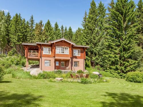 Ikaalinen House | Holiday Home Mäntyhovi by Interhome