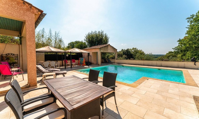 Vallabrix House | Holiday Home 'Obofix' with Wi-Fi