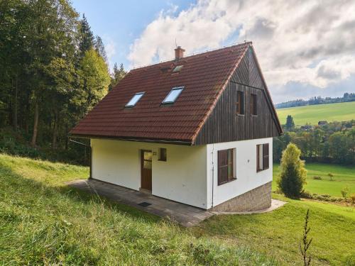 Starkov House | Holiday Home Stárkov by Interhome