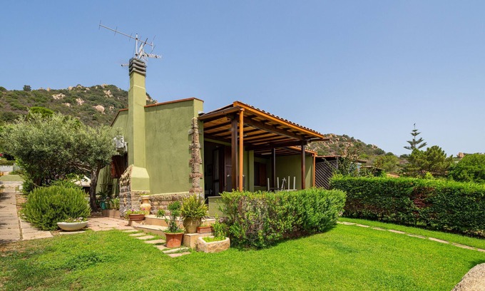 Costa Rei House | Holiday Home 'Villetta Sofia' with Sea View, Private Terrace and Air Conditioning