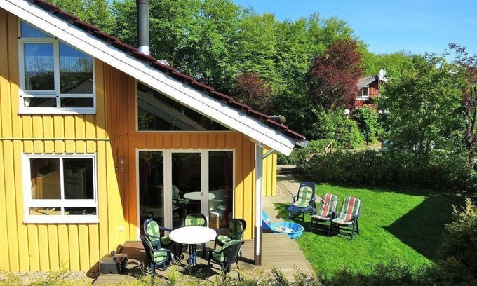Bremke House | Holiday house Extertal for 1 - 5 persons with 3 bedrooms - Holiday home