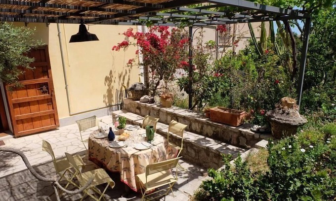 Termini Imerese House | Holiday house Termini Imerese for 1 - 6 persons with 3 bedrooms - Holiday house