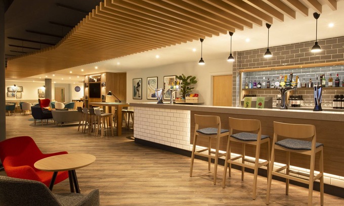 Cheltenham Hotel | Holiday Inn Express Cheltenham by IHG