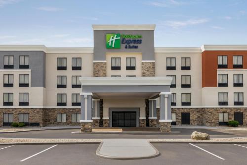 Wayne Hotel | Holiday Inn Express Hotel & Suites Indianapolis W - Airport Area by IHG