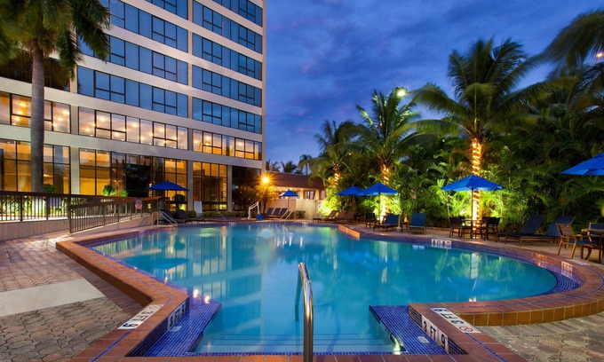 Hialeah Hotel | Holiday Inn Miami West - Airport Area by IHG
