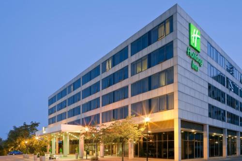 Central Milton Keynes Hotel | Holiday Inn Milton Keynes Central by IHG