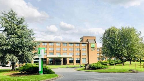 Peterborough Hotel | Holiday Inn Peterborough West by IHG