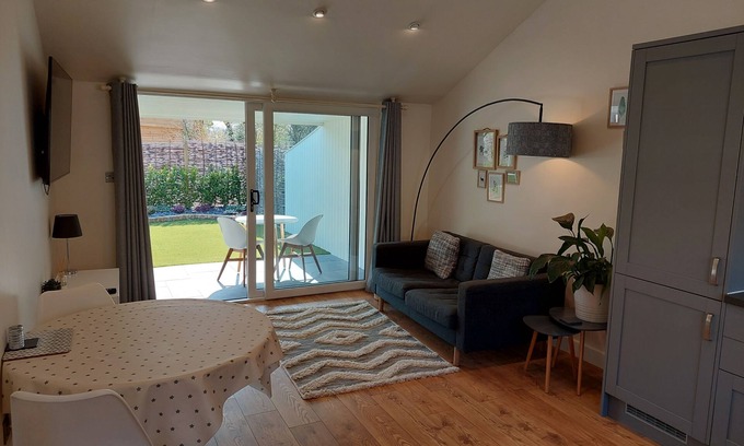 Liverton Cottage | Holly - a dunley cottages - devon that sleeps 2 guests in 1 bedroom