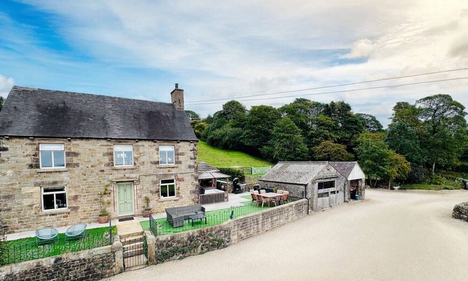Leek Cottage | HOLLYDALE, pet friendly, luxury holiday cottage in Leek