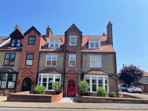 Sheringham Bed & Breakfast | Holway House