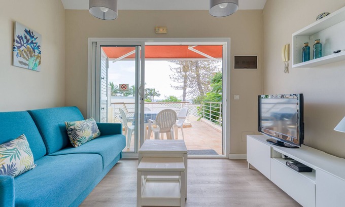 San Agustin Apartment | HomeForGuest Modern Apartment in San Agustin 2 min from the beach