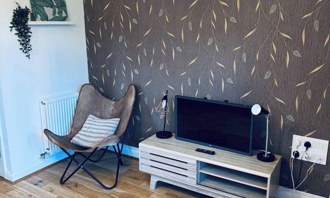 Bordesley Apartment | Home in Birmingham City Centre - Free Parking!