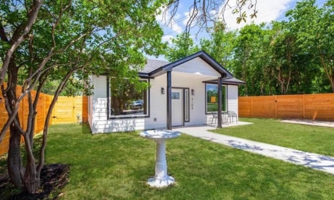 McKinley Heights House | Home in the heart of East Austin