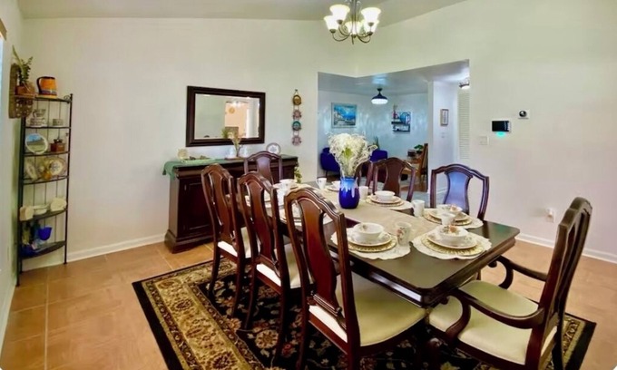 Buena Ventura Lakes House | Home near Themeparks,Lakes, Airports, Shops, etc.