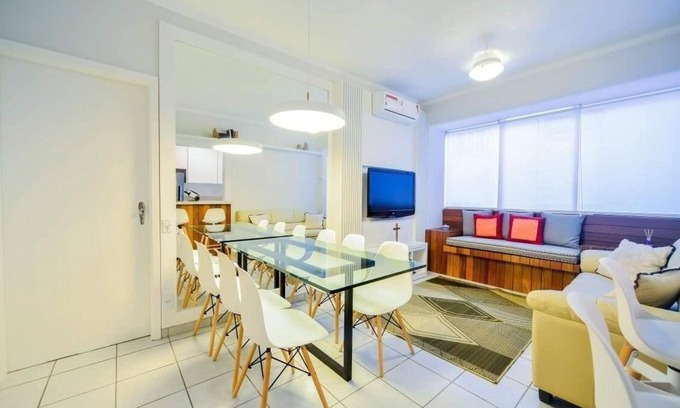 Aparecida Apartment | HOME OFFICE ON THE BEACH? HI-FI 500 M, 100 M FROM THE BEACH, 100 M SHOPPING 200 M OUTBACK
