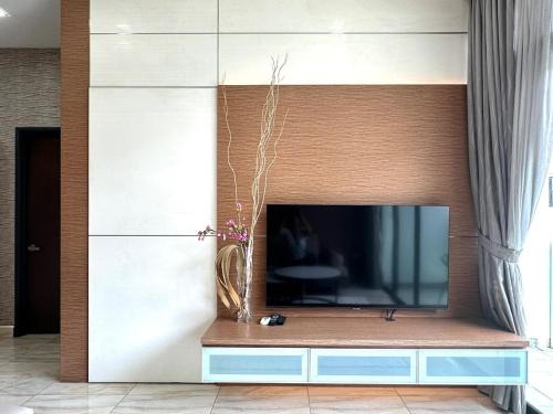 Taman Mount Austin Apartment | Home Suite Palazio Austin 3B2B
