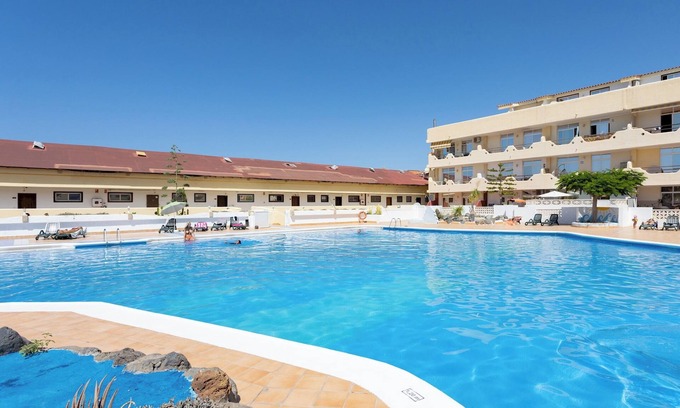 Playa Paraiso Apartment | Home2Book Cute Apartment with Pool, Callao Salvaje