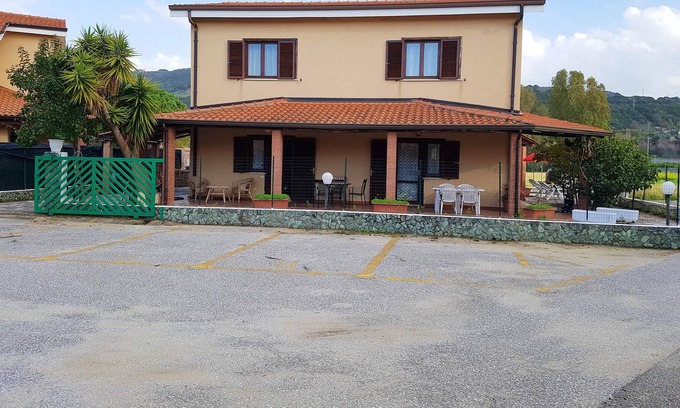 Contrada Difesa I Apartment | Homerez - 200 m away from the beach! Appartement for 4 ppl. at Pizzo Calabro