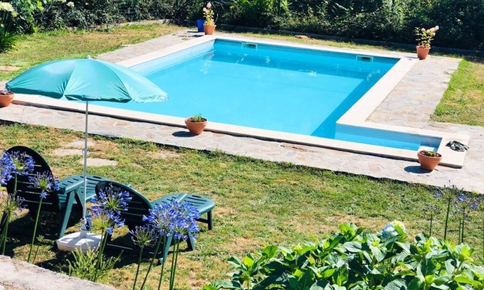 Meada House | Homerez - Amazing house for 4 ppl. with shared pool and balcony at Águeda