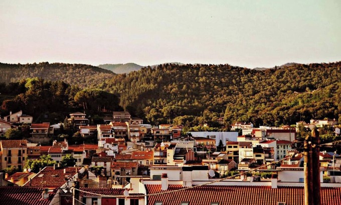 Arbucies Apartment | Homerez - Apartment in Arbúcies with pool