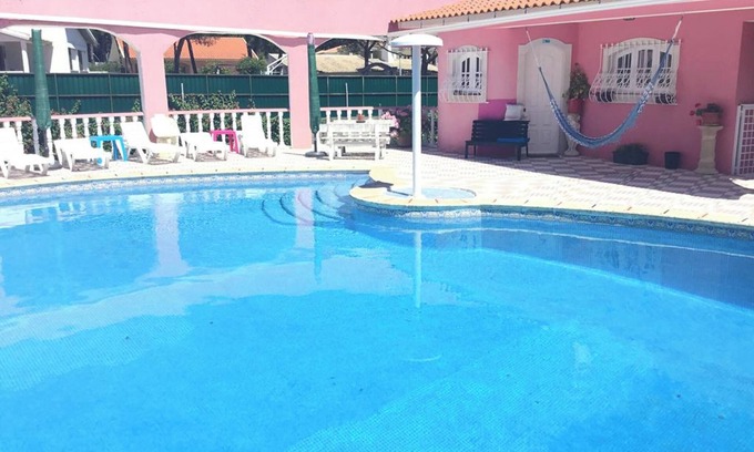 Monserrate Apartment | Homerez - Spacious Apartment in Sintra 120 m² + Pool
