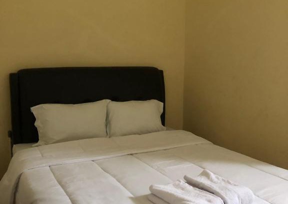 Mungkid Hotel | Homestay Mulia Syariah Borobudur Magelang Mitra RedDoorz