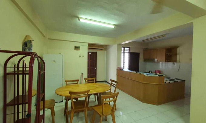 Kampung Teluk Kemang House | Homestay pd perdana