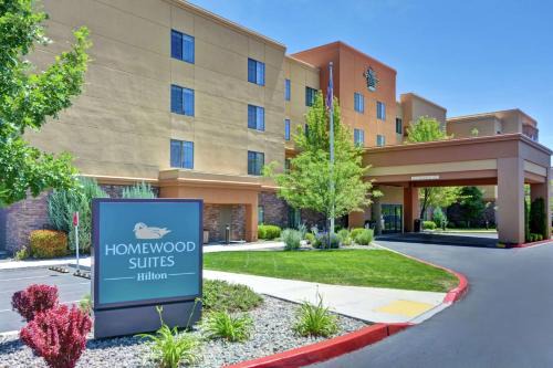 Reno/Tahoe Airport Hotel | Homewood Suites by Hilton Reno