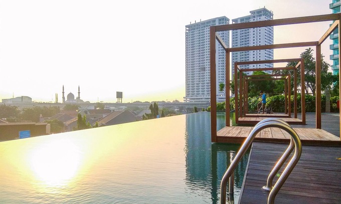 Pekayon Jaya Apartment | Homey 1BR without Living Room at Grand Kamala Lagoon Apartment