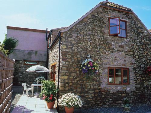 Winscombe House | Honey Acre Cottage - E2379