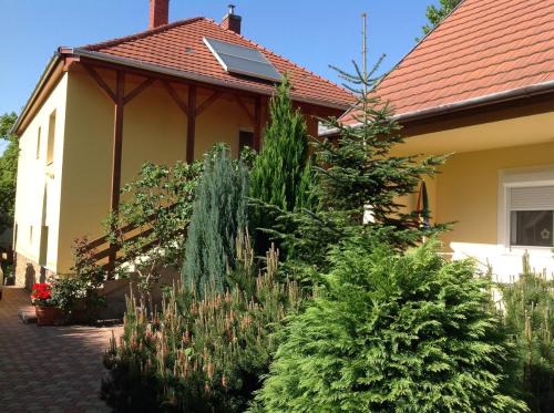 Heviz Apartment | Honvéd Apartmanház