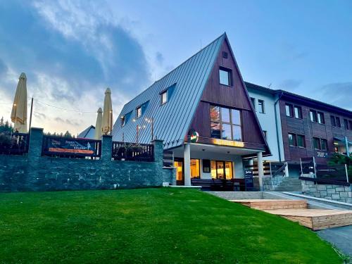 Mala Moravka Hotel | Horský hotel Brans