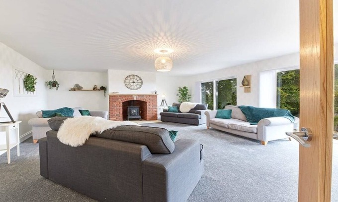 Newton on the Moor House | Host & Stay | Highfield