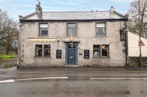 Hope Valley Hotel | Host & Stay - Woodroffe Arms